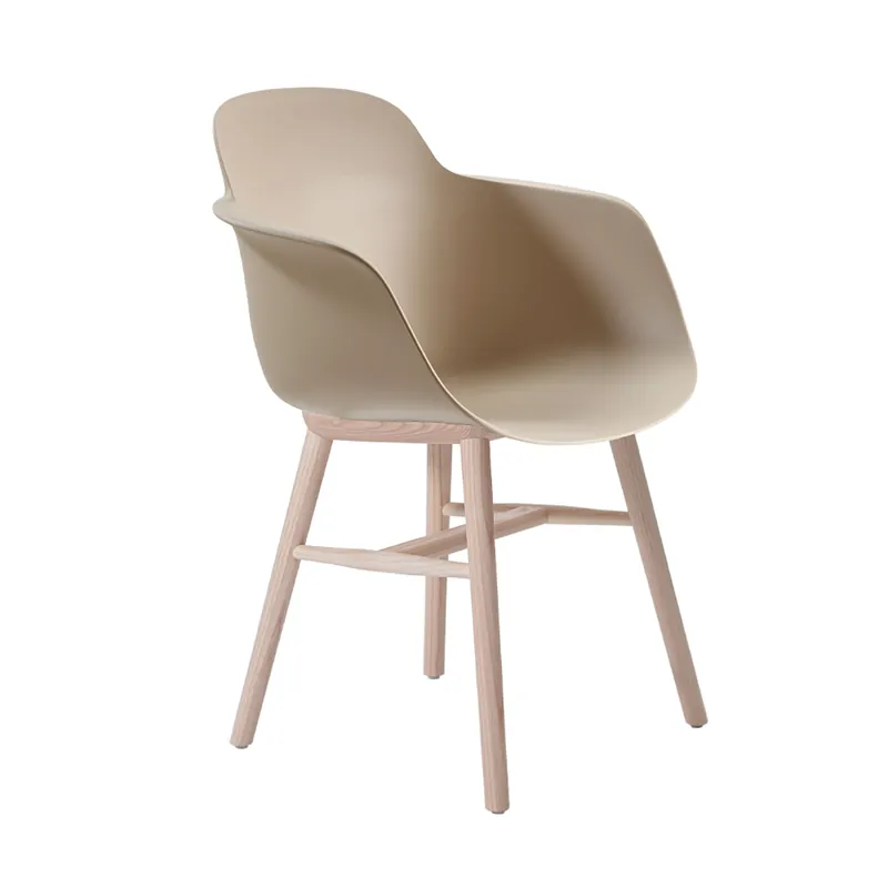Sicla Poltroncina gambe legno Infiniti