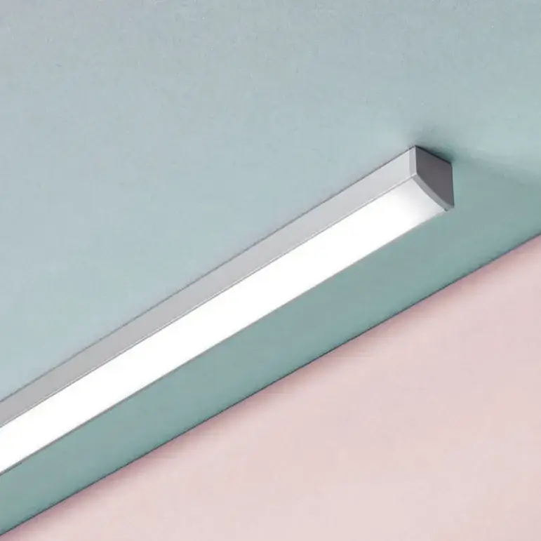 Profilo LED lineare a proiezione asimmetrica Antig 13 senza interruttore 4K Zemis